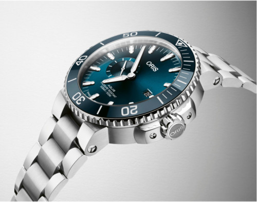 ORIS Aquis Small Second Date 01-743-7733-4155-07-8-24-05PEB