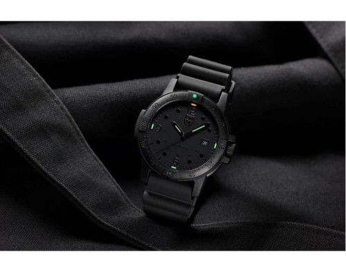 Luminox Sea Bass Carbonox X2.2001.BO